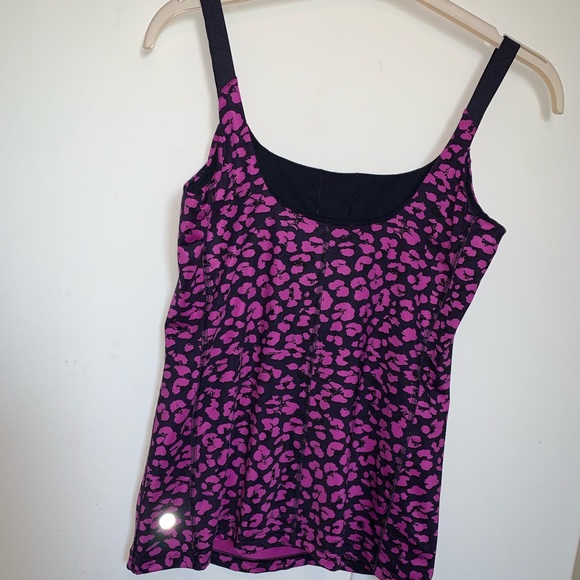 Lululemon Tank - Picture 2 of 5